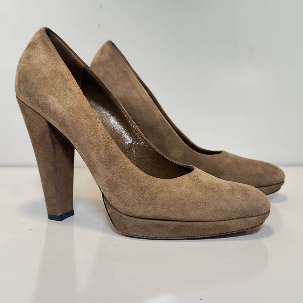 Gucci Pump - image 5